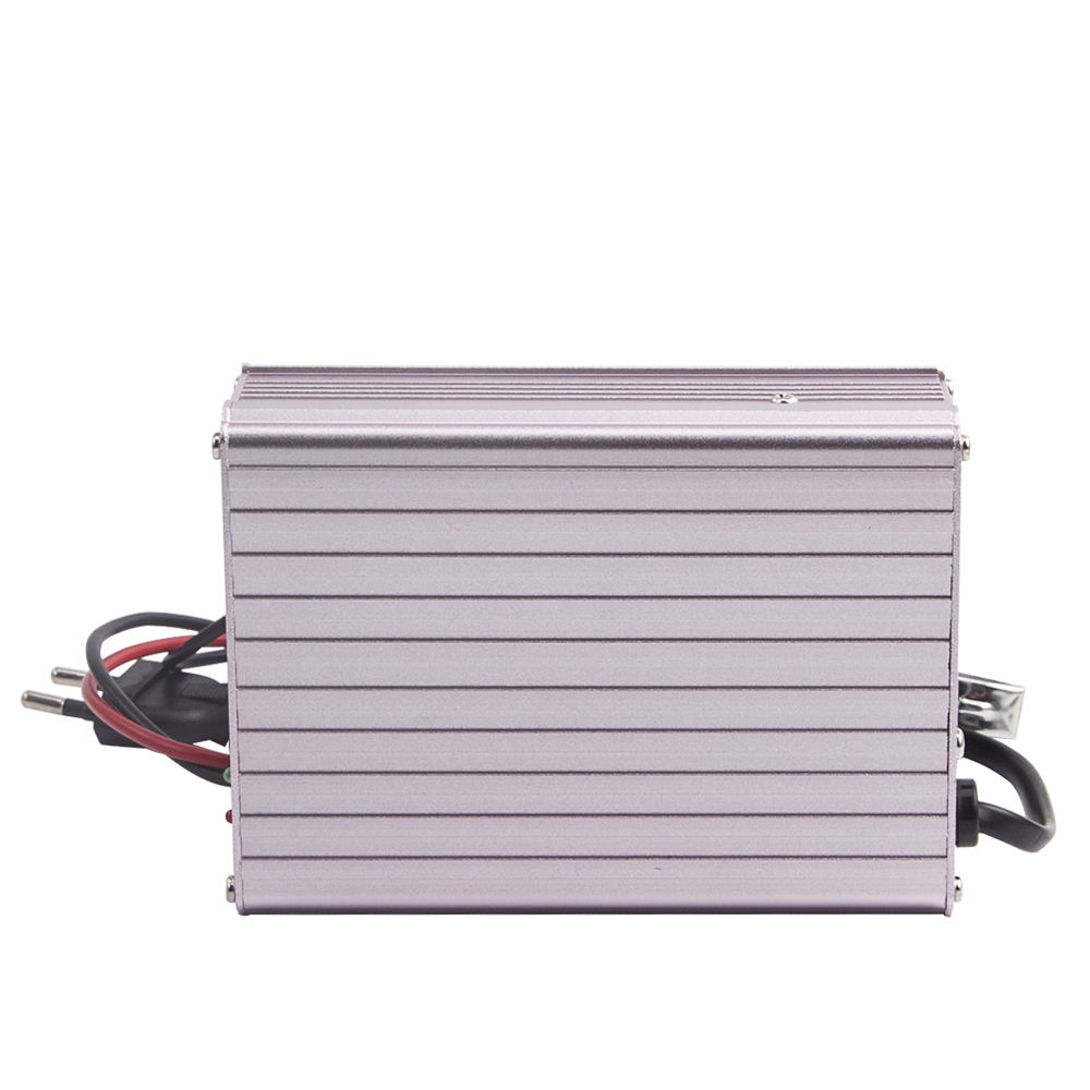 Módulo de cargador de batería inteligente para coche y motocicleta, adaptador de diseño de circuito de ventilador de refrigeración, medidor de amperios, CC de 12V y 7A
