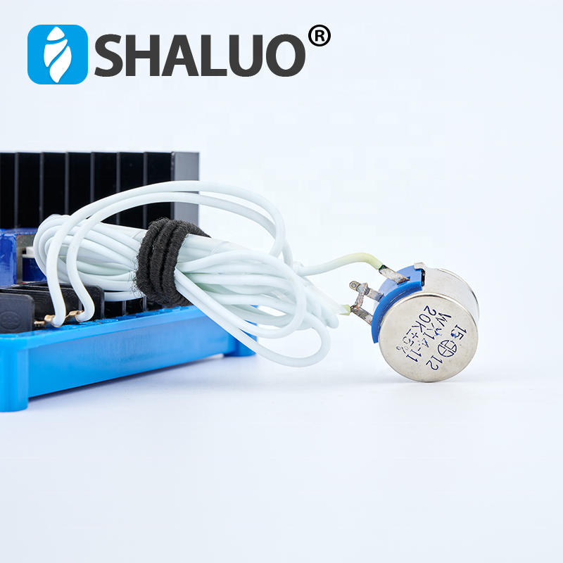 Generador diésel AVR, regulador automático de voltaje DX5E, generador trifásico de cepillo de carbono, estabilizador de voltaje, kit de accesorios